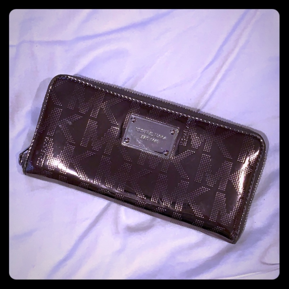 Michael Kors wallet
